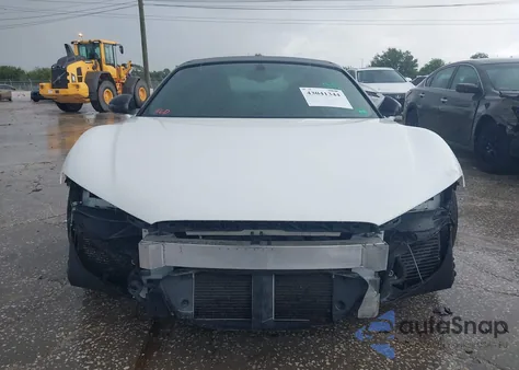 2012 Audi R8 5.2 z USA, uszkodzony, nr VIN WUAVNAFG7CN001027